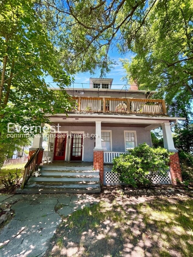 Photo - 3114 Barton Avenue