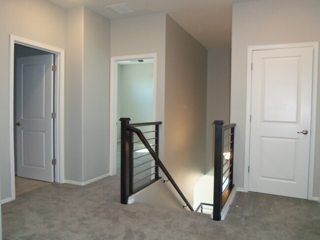 Foto del edificio - 4272 E Columbus Park Pl