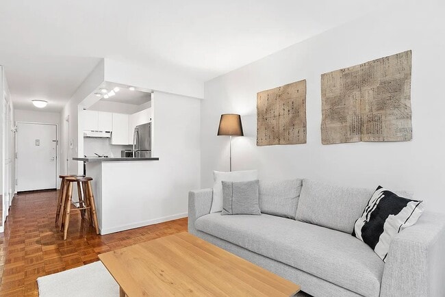 Foto del edificio - 222 E 14th St