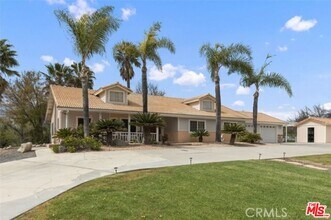 Building Photo - 37200 Glen Oaks Rd