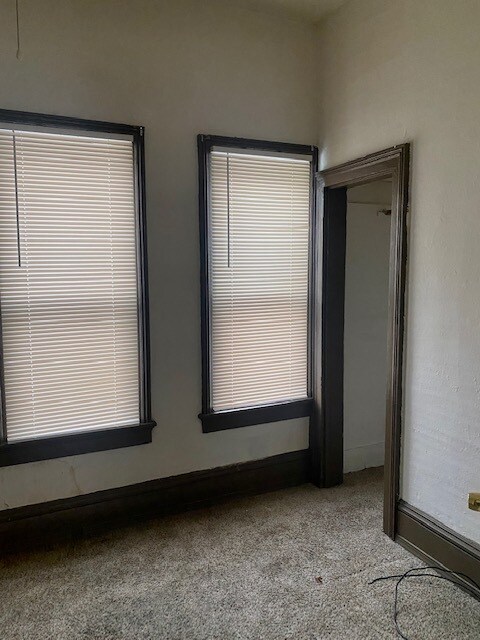 Building Photo - 417 2nd Ave N