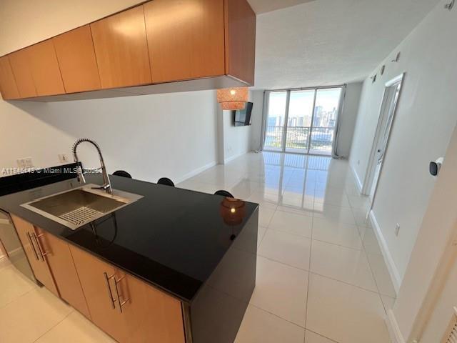 Foto principal - 1750 N Bayshore Dr
