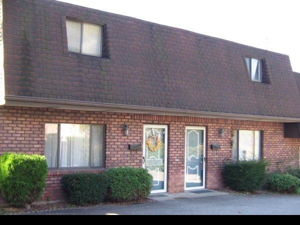 Building Photo - 265 Foster Rd