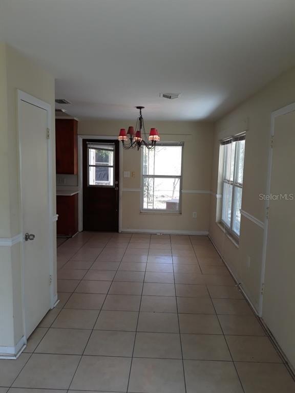 Foto del edificio - 1628 Crest Ave