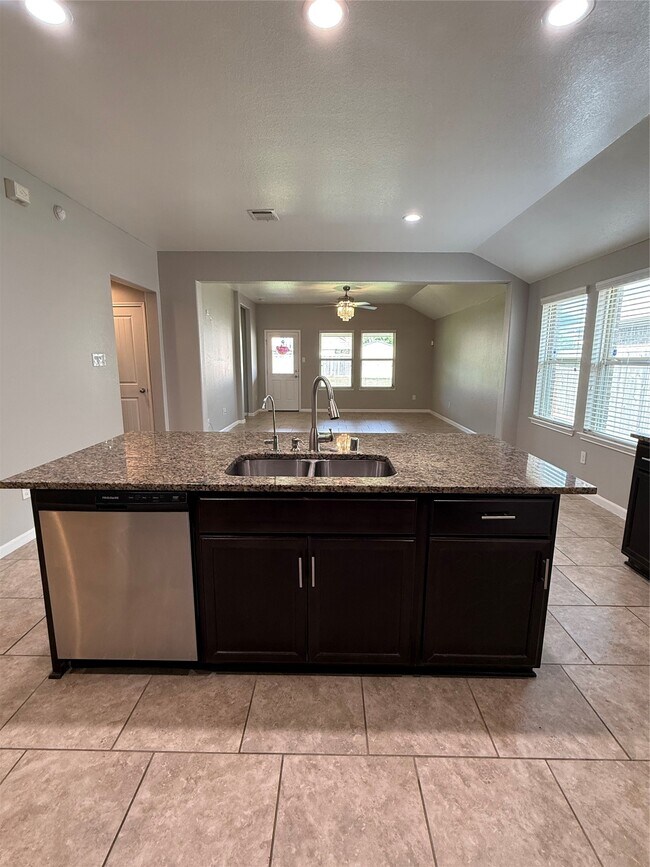 Building Photo - 3042 Specklebelly Dr.