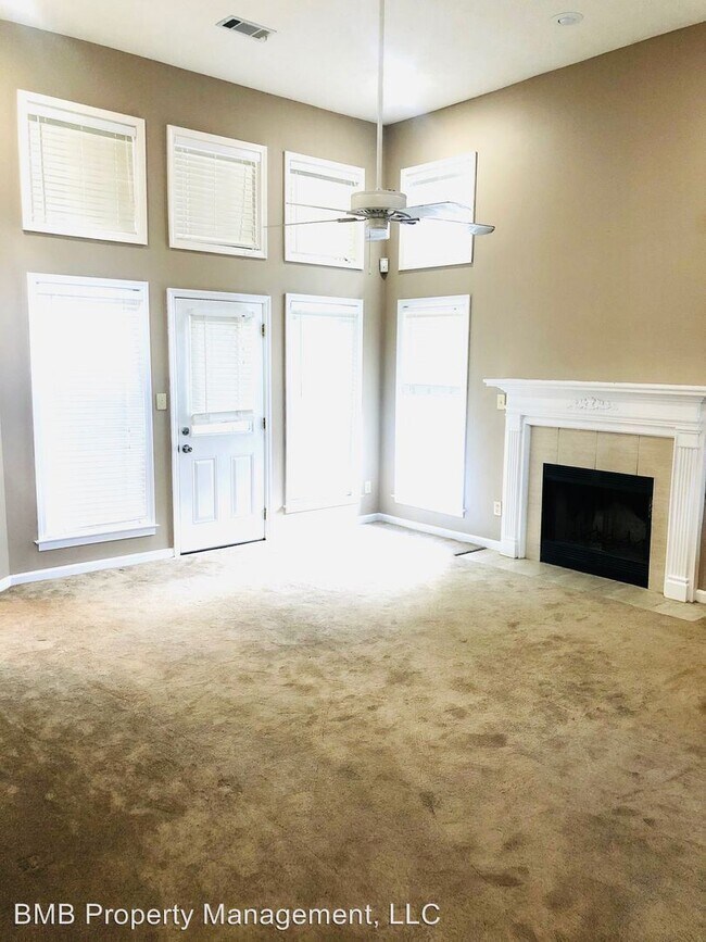 Foto del edificio - 3 br, 2 bath House - 7101 Fair Oaks Court