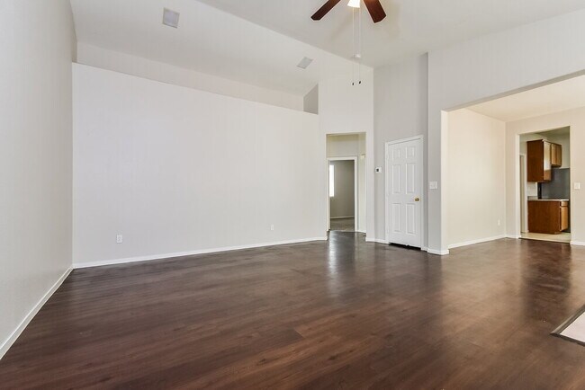 Foto del edificio - 2520 Bahama Point Ave