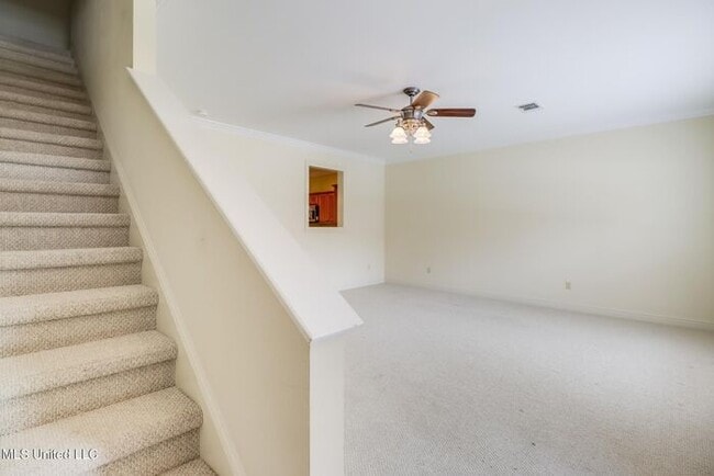 Photo - 908 Jefferson Dr Townhome