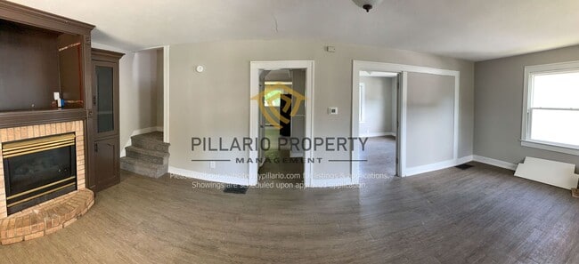 Building Photo - Beautiful Home Near Downtown!
