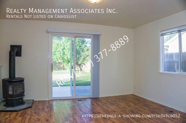 Foto del edificio - 2889 W Stallion St