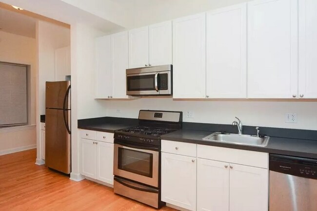 Foto del edificio - 4712 N Sheridan Rd