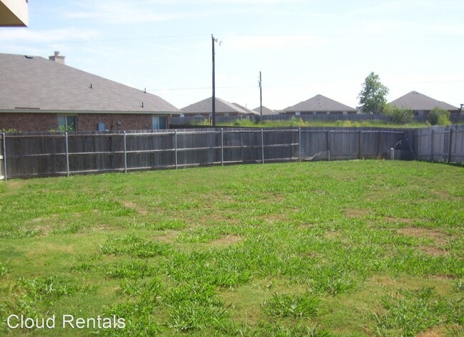 Building Photo - 3 br, 2.5 bath House - 5305 Two Step Place