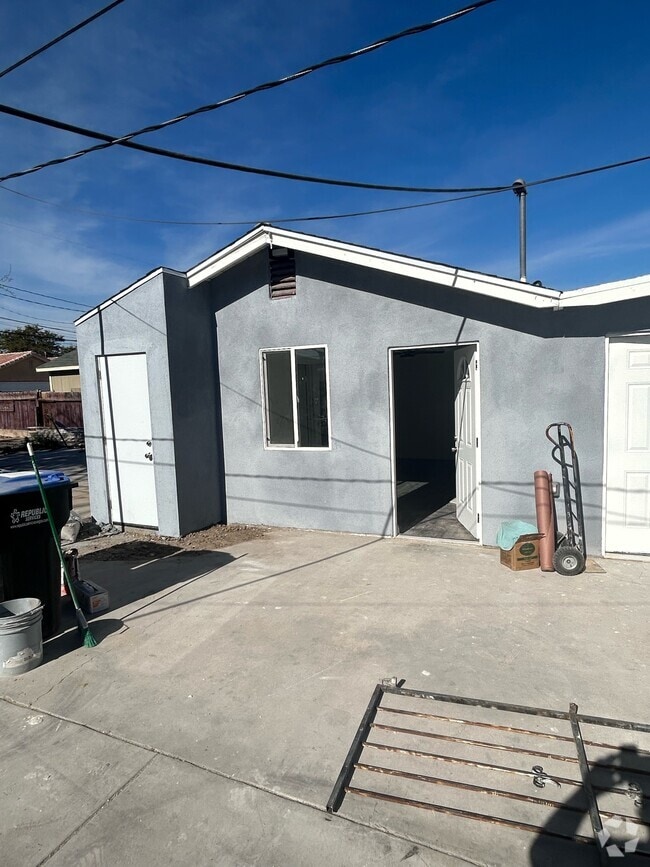 Building Photo - 1815 Harding St