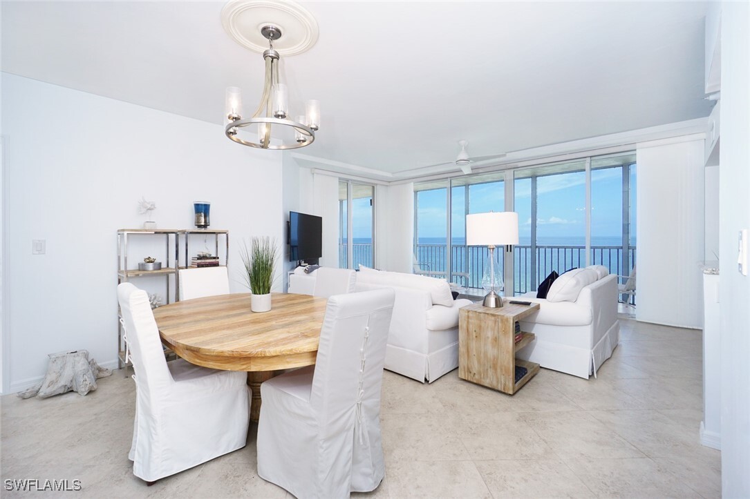 Foto principal - 9577 Gulf Shore Dr