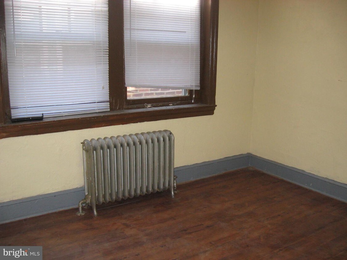Primary Photo - 4743 Frankford Ave