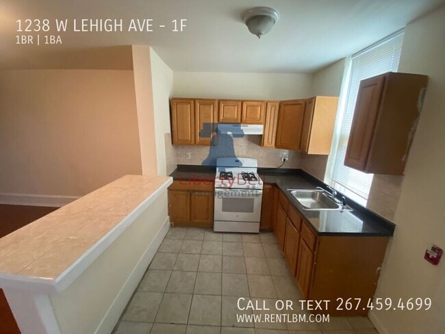 Building Photo - 1238 W Lehigh Ave