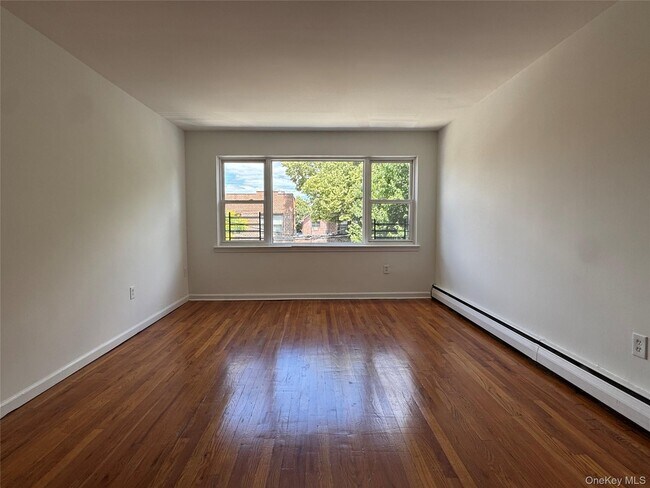 Foto del edificio - 1651 Haight Ave