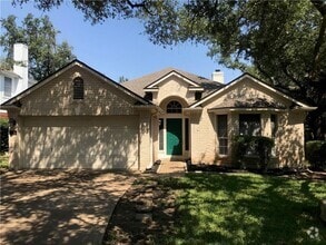 Building Photo - 2109 Lobelia Dr