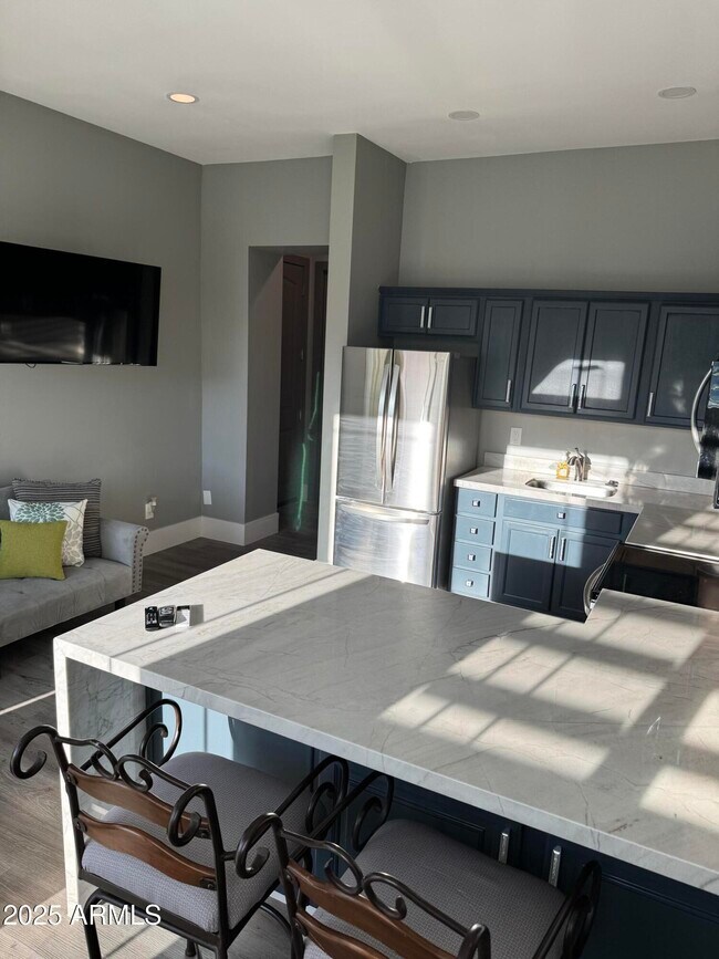 Foto del edificio - 21445 W Sage Hill Rd