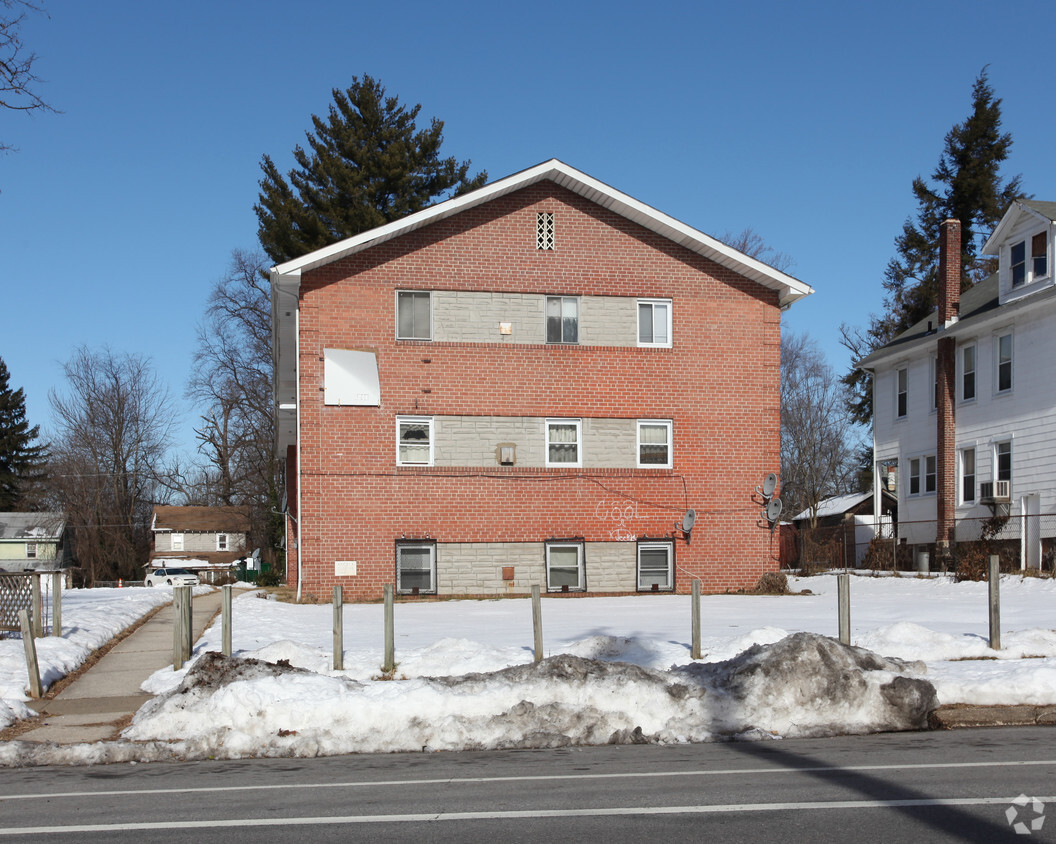 Foto del edificio - 5522 Gwynn Oak Ave