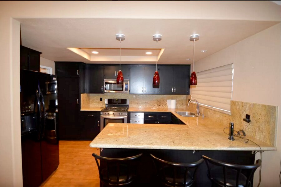 Foto principal - 877 Deep Creek