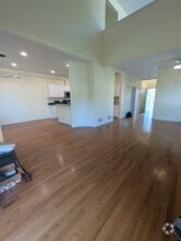Building Photo - 5 Eagle Dr