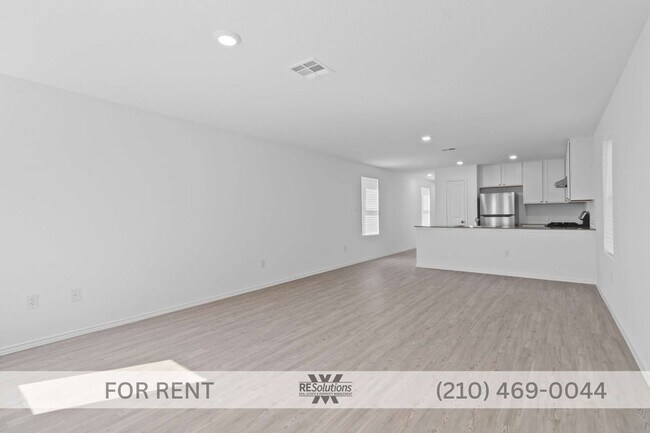 Foto del edificio - Newer 2023 home under $1,600 near Culebra, Government Canyon, SeaWorld, Northwest San Antonio, an...