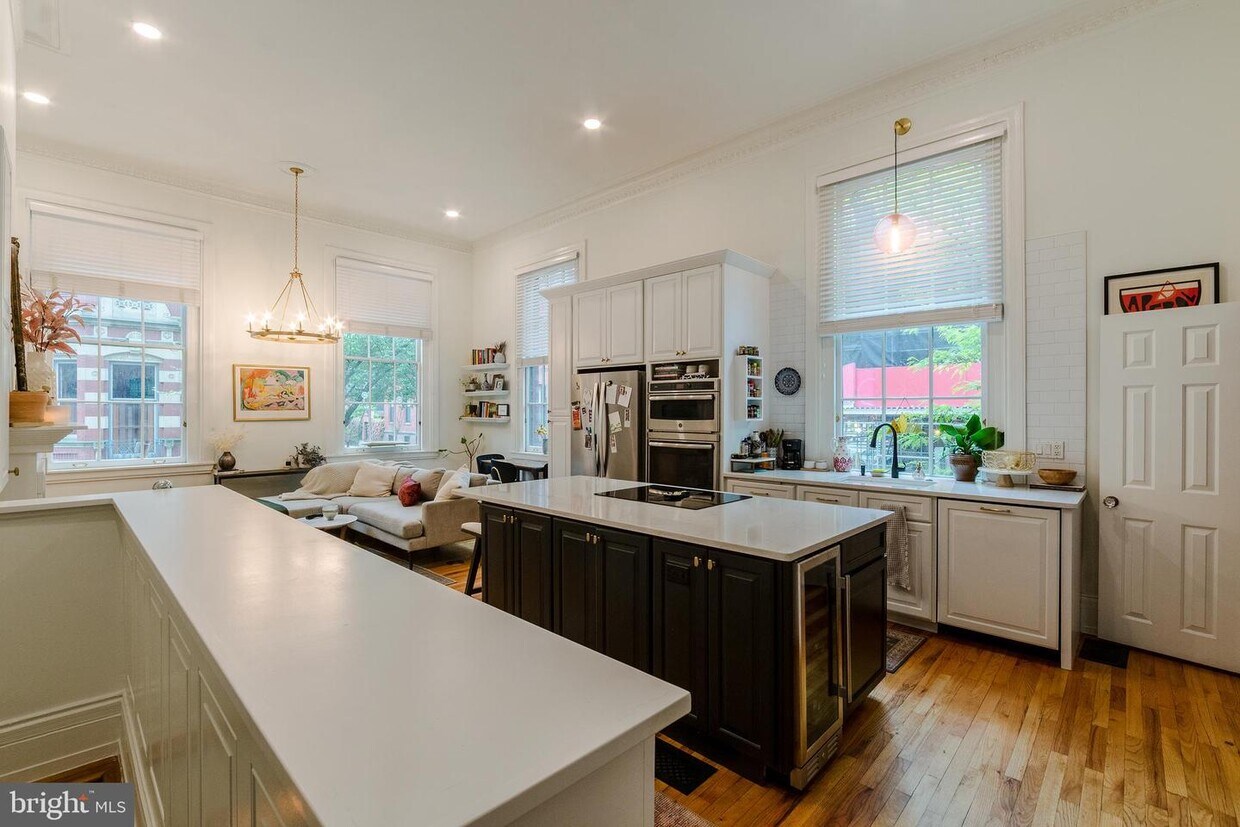 Foto principal - 2047 Spruce St