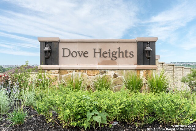 Foto del edificio - 11335 Camassia