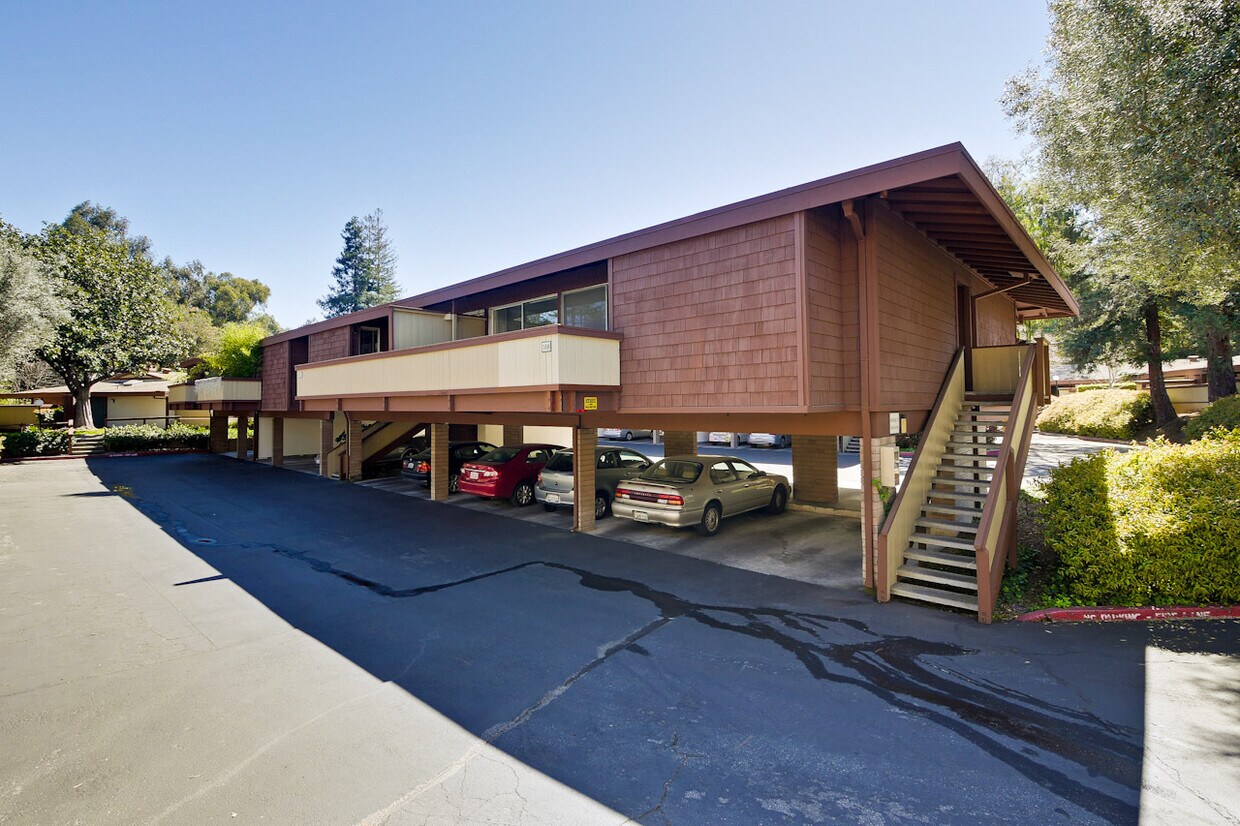 2 bedroom 2 bath condo in Mountain View! Condo for Rent in Mountain