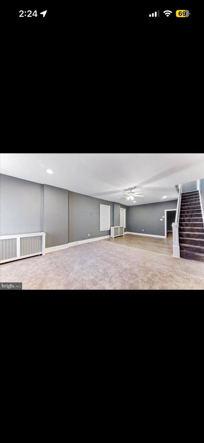 Building Photo - 2630 W 6th St