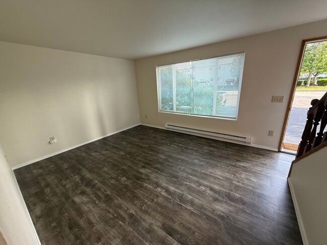 Building Photo - 0771