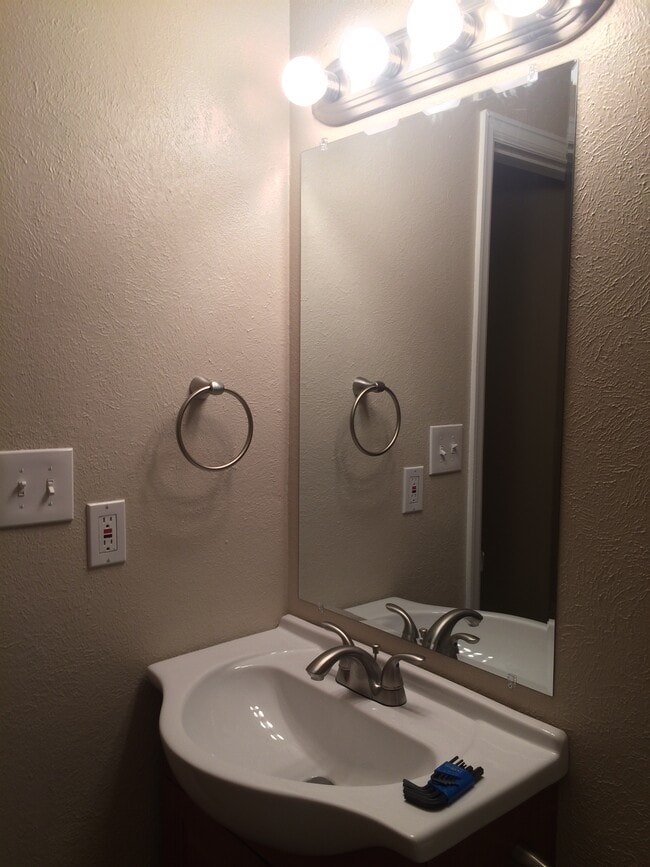 Photo - 4222 Monroe Dr House