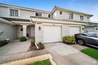 Building Photo - 8218 Pacific Beach Dr