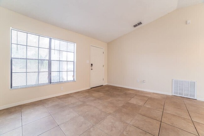 Foto del edificio - 9532 Bandelier Dr