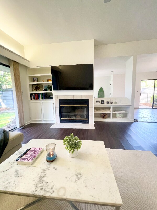 Foto del edificio - 1429 Suncourt Villa Dr