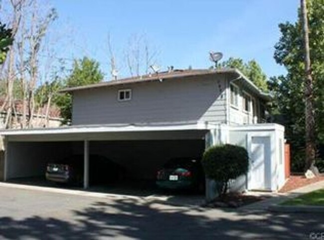 Building Photo - 1878 Humboldt Rd