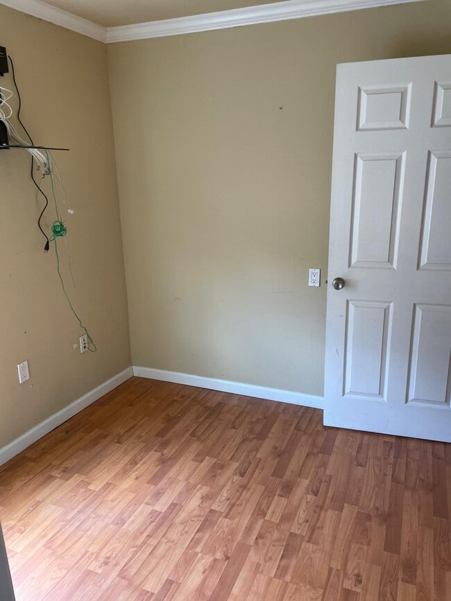 office room - 1866 Minnesota St