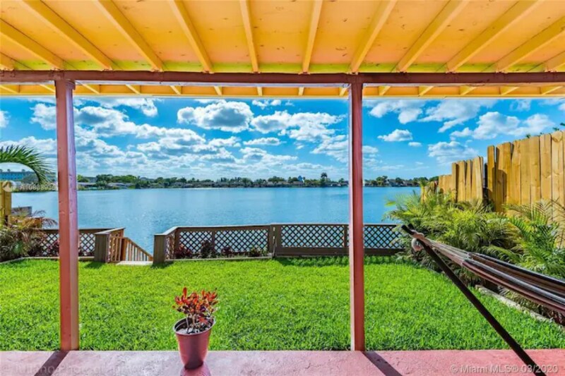 5723 SW 24th Ave, Fort Lauderdale, FL 33312 House Rental in Fort