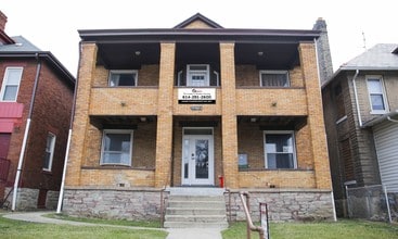 Building Photo - 1608 Summit St