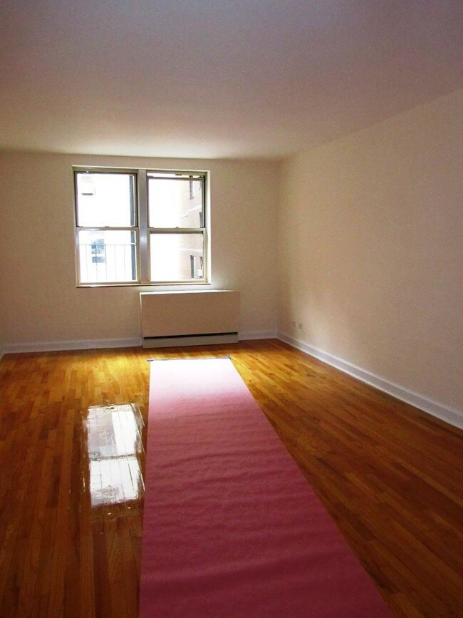 Foto del edificio - 30 East End Avenue
