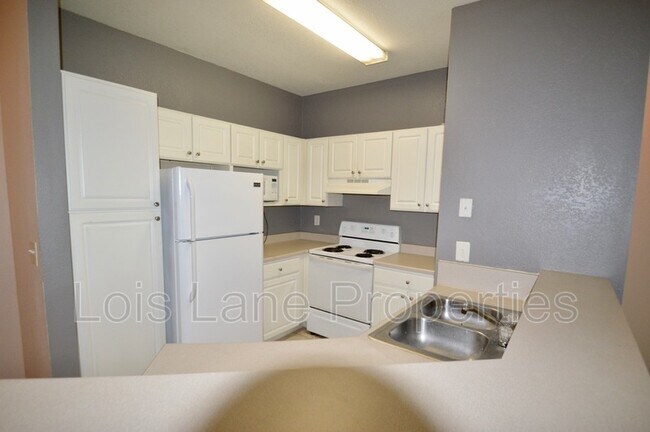 Building Photo - 60 Fenwick Hall Allee