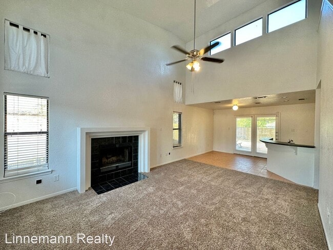 Building Photo - 3 br, 2 bath House - 4304 Vicki Drive