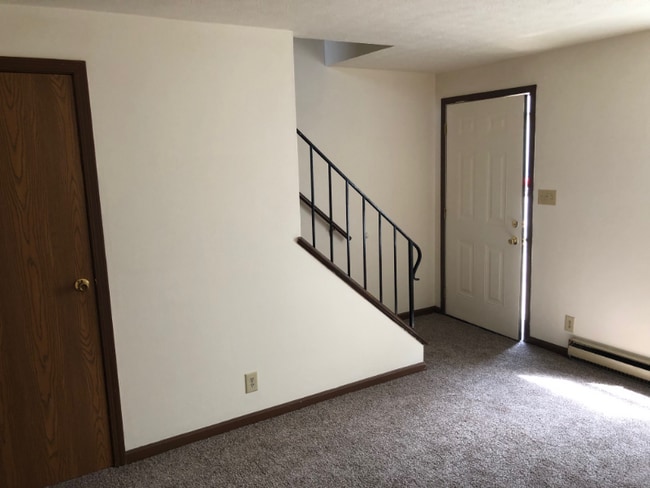 Building Photo - 608 N Highland Ave