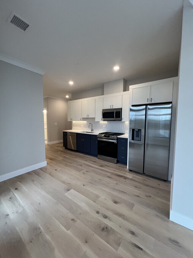 Foto del edificio - 157 Everett St
