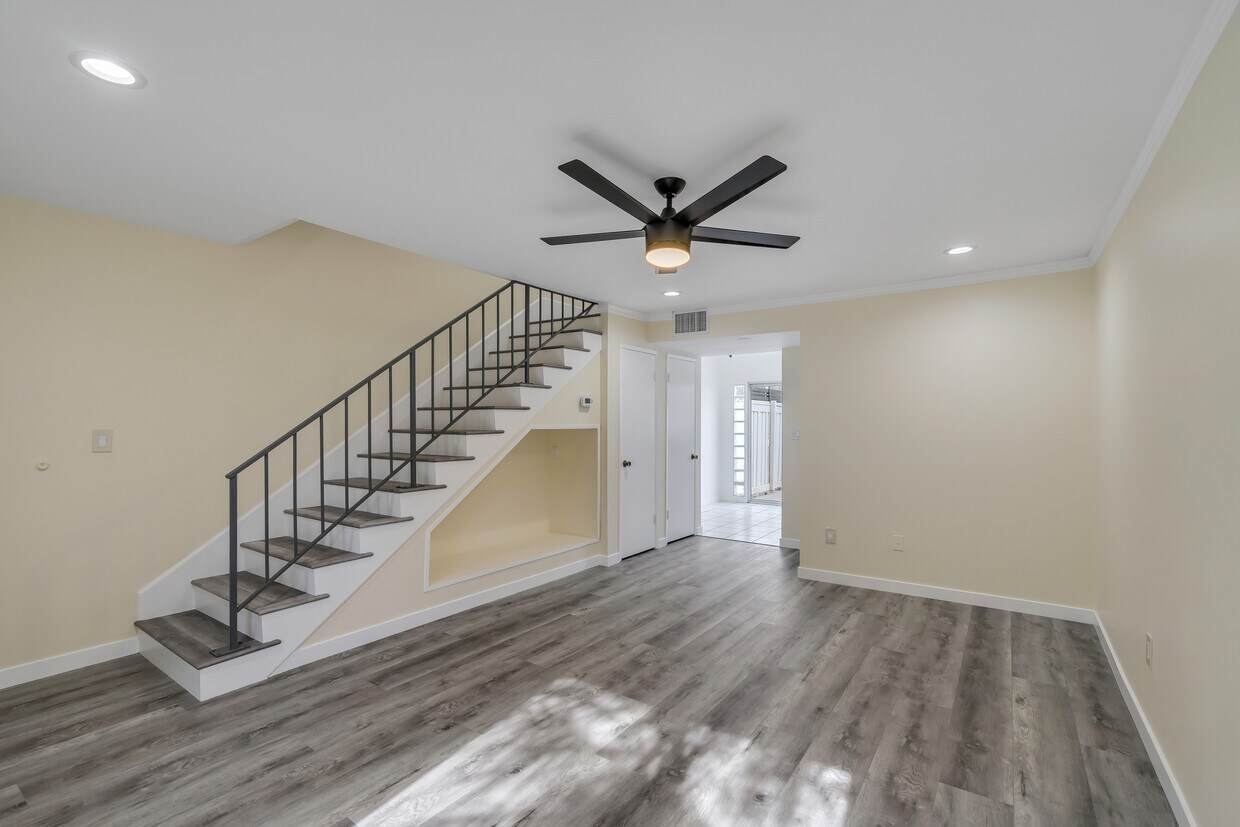 Foto principal - 10811 Blix St