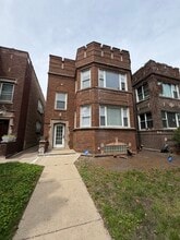 Building Photo - 8040 S Rhodes Ave
