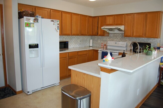 Foto del edificio - 2120 Timber Ln