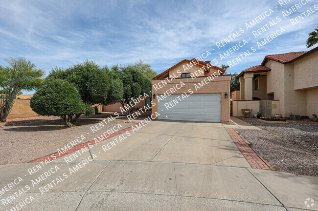 Building Photo - 967 E Rockwell Dr