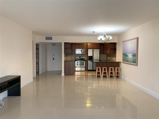 Foto del edificio - 3800 S Ocean Dr